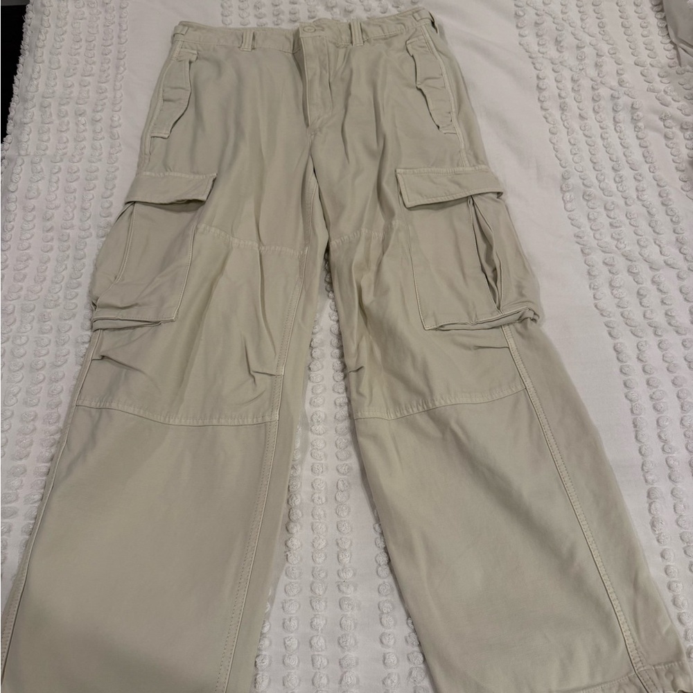 Aritzia Cream Cargo Pants